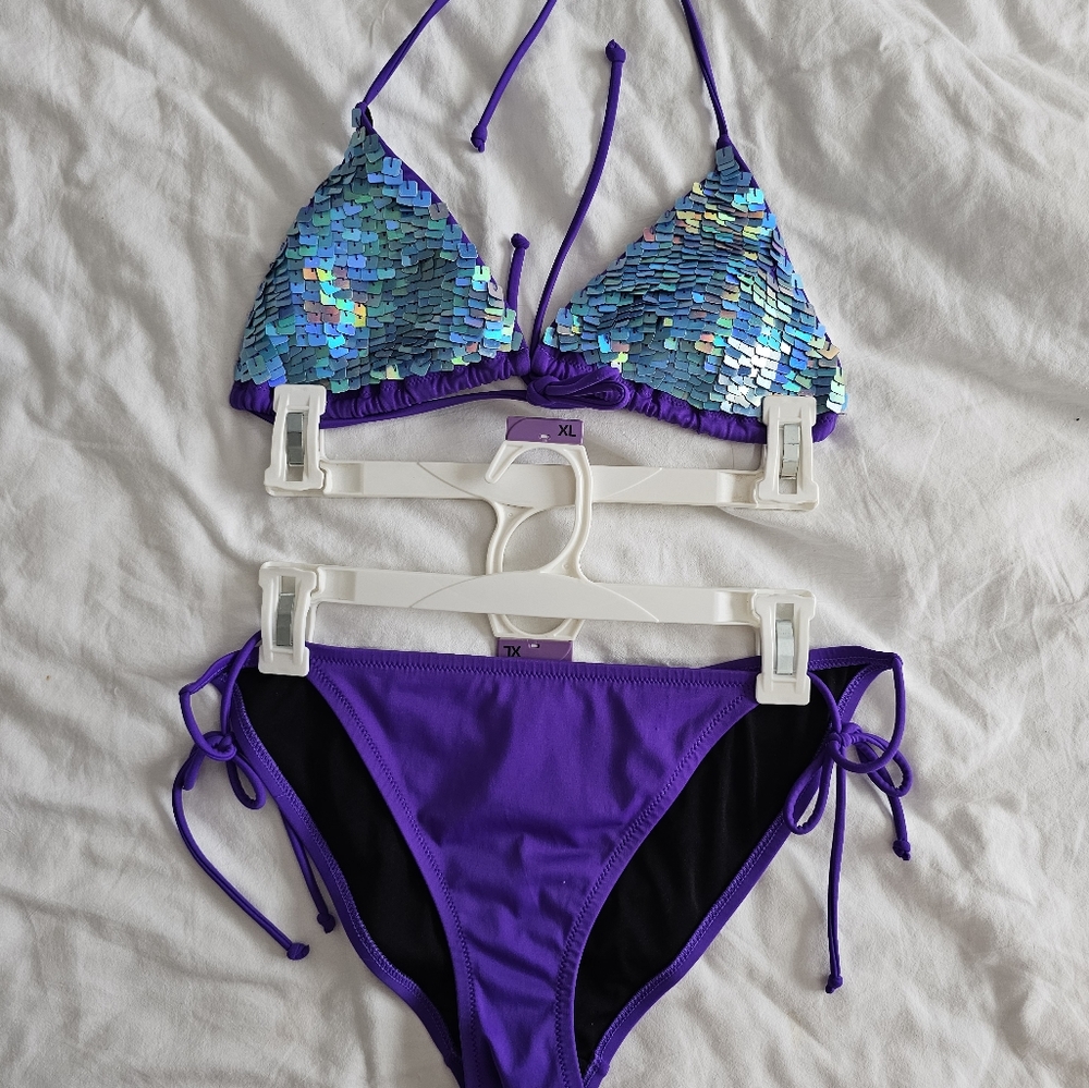 Victoria's Secret bikini
